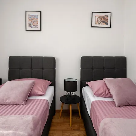Ivi Apartmán Trogir