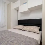 Ivi 特罗吉尔